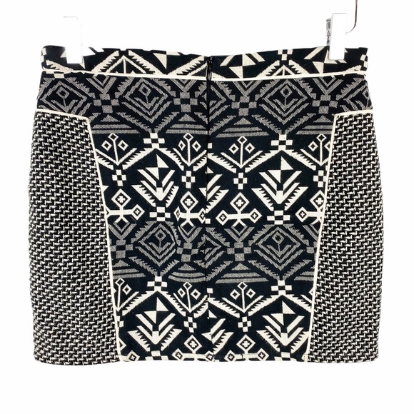 LUSTER Wool Knit Aztec Print Mini Skirt Size Small - Picture 7 of 7